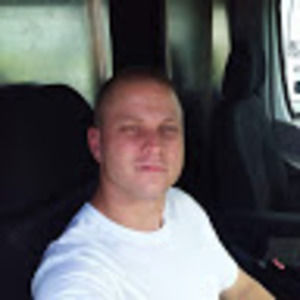 Meet your Posher, Dustin